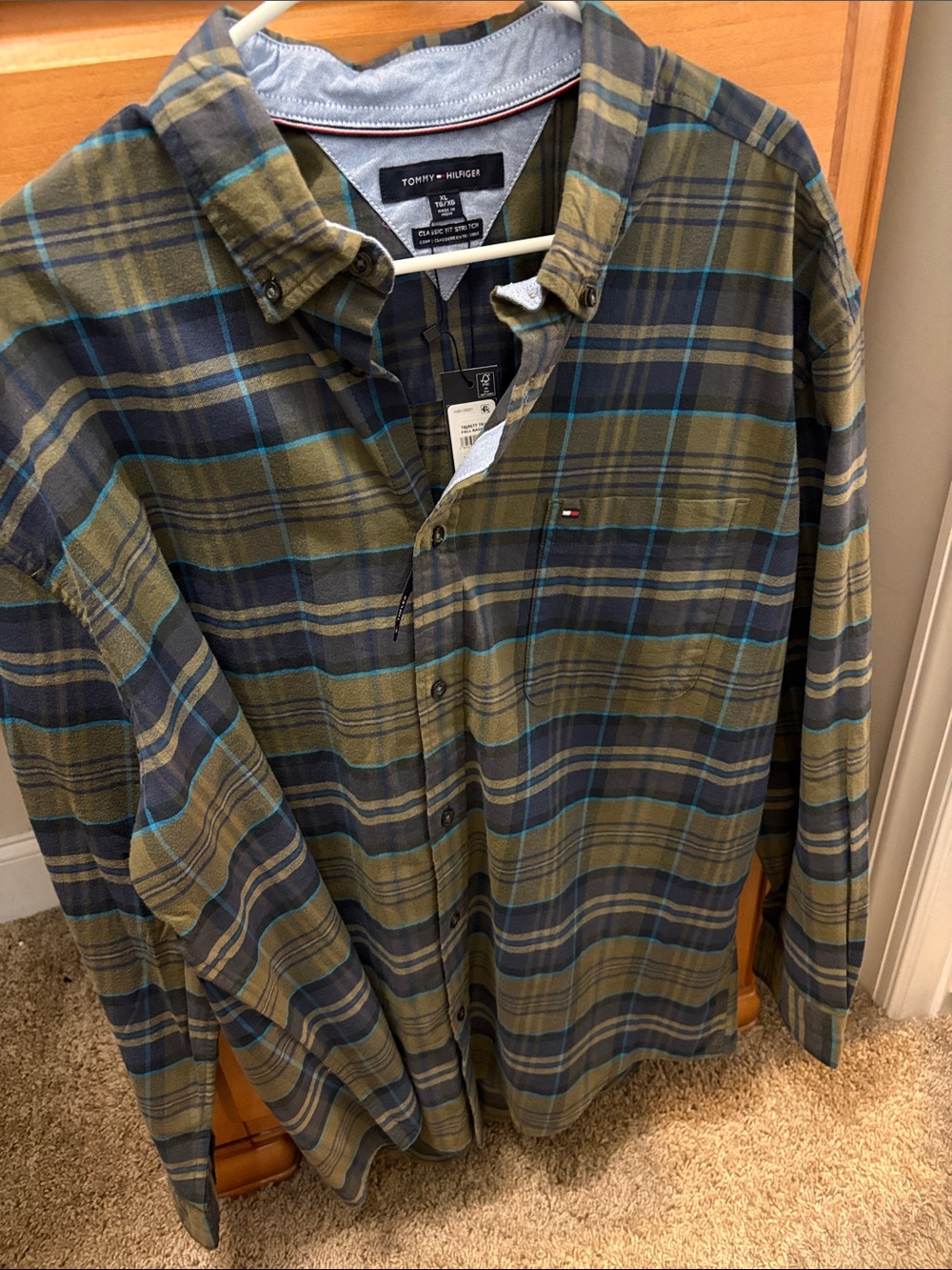 Tommy Hilfiger Olive & Navy Plaid Button-Down Shirt